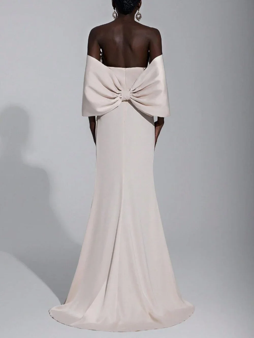 Apricot Elegant Women's Satin Strapless V-Neck High Slit Shawl